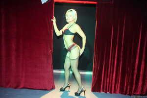 Original 2495 px/ 1663 px