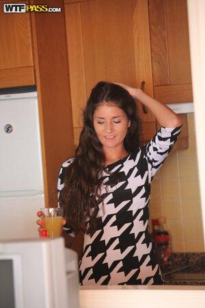 Original 1067 px/ 1600 px