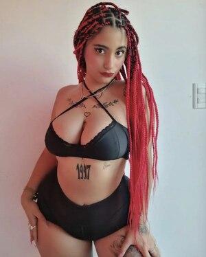 Original 821 px/ 1024 px