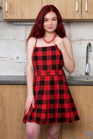 Original 854 px/ 1280 px