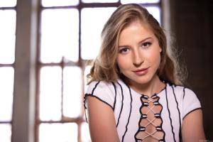 Original 8192 px/ 5464 px