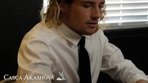 Original 1916 px/ 1080 px