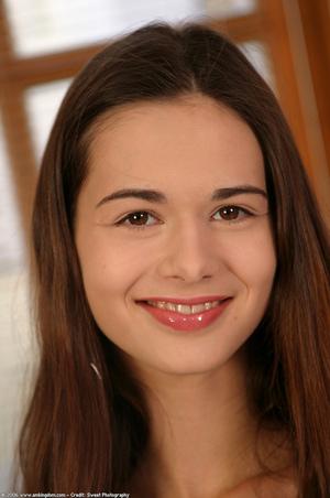 Original 680 px/ 1024 px