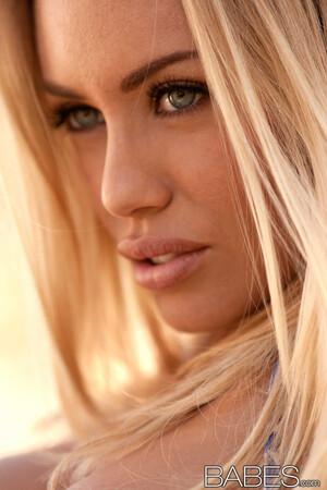 Original 832 px/ 1248 px