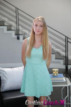 #CastingCouchX Hannah Hays