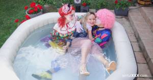 Original 4096 px/ 2160 px