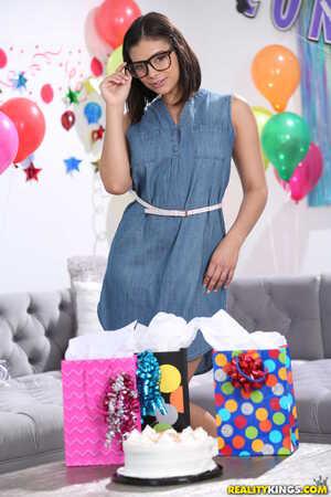 Original 1663 px/ 2495 px