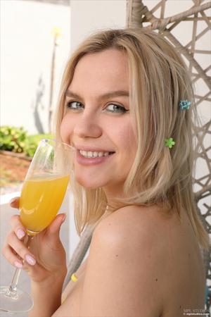 Original 2667 px/ 4000 px