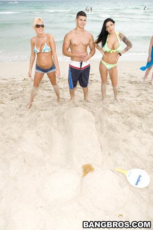 Original 533 px/ 800 px