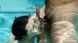 Original 3265 px/ 1837 px