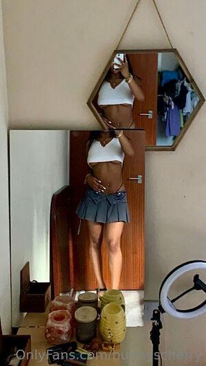 Original 735 px/ 1307 px