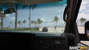 Original 1278 px/ 719 px