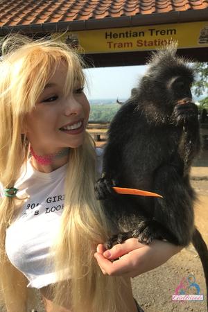 Original 2000 px/ 3000 px