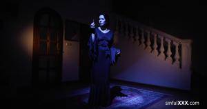 Original 4096 px/ 2160 px