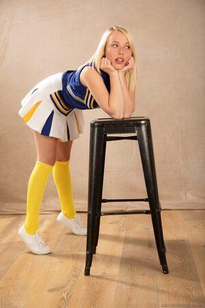 Original 1280 px/ 1920 px