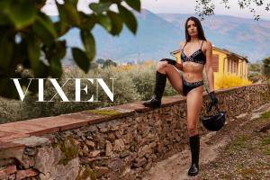 Original 2999 px/ 2000 px