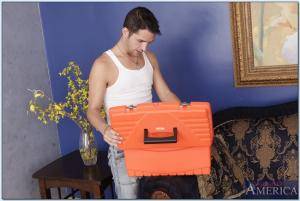 Original 850 px/ 571 px