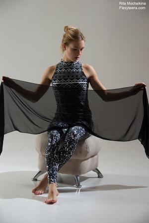 #FlexyTeens alecia fox