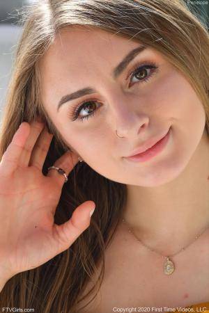 Original 852 px/ 1280 px