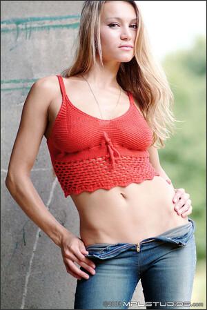 Original 535 px/ 800 px