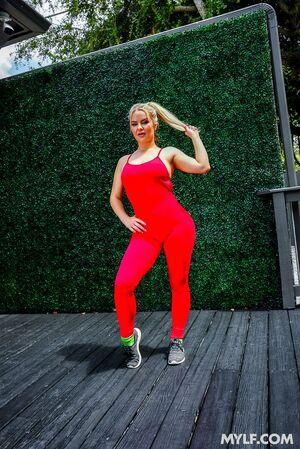 Original 721 px/ 1080 px