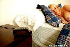 Original 900 px/ 599 px