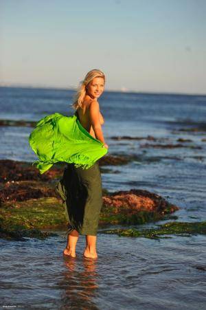 Original 899 px/ 1352 px