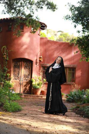 Original 1280 px/ 1920 px