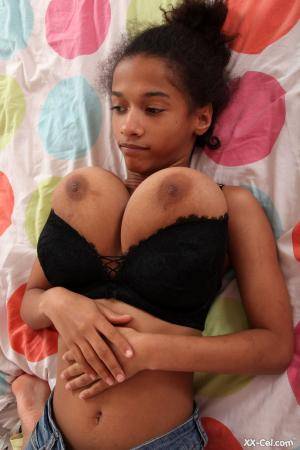 Original 2000 px/ 3000 px