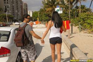 Original 765 px/ 512 px