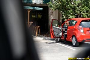 Original 900 px/ 600 px