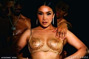 Original 5760 px/ 3840 px