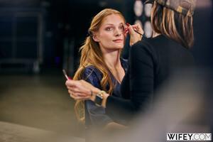 Original 2999 px/ 2000 px