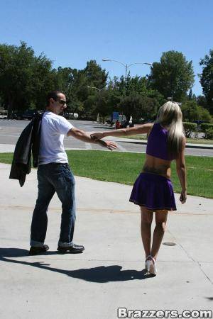 Original 600 px/ 900 px