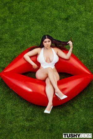 Original 2000 px/ 2999 px