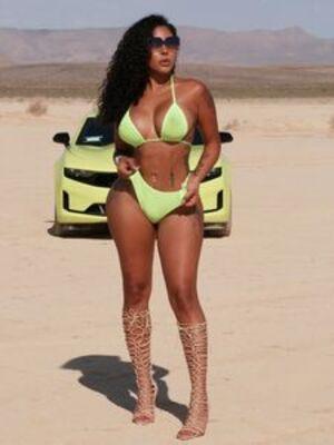 Original 225 px/ 300 px