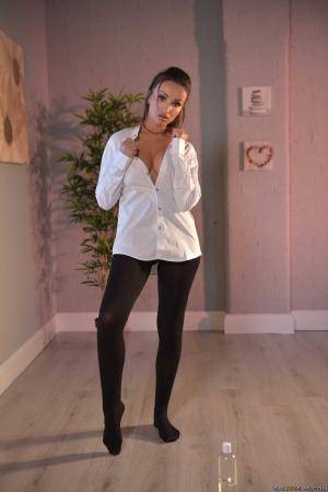 Original 1663 px/ 2499 px