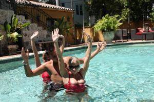 Original 2495 px/ 1663 px