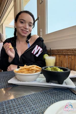 Original 2000 px/ 3000 px