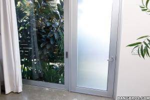 Nina North gets rubbed on all her sore spots