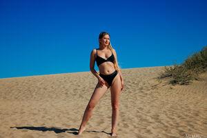 Original 5000 px/ 3333 px