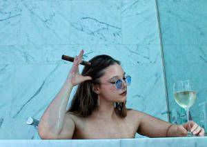 Original 1080 px/ 770 px