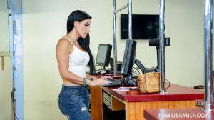 Sandy Love, Tokyo Lynn-Laundry Day-Freeuse Milf