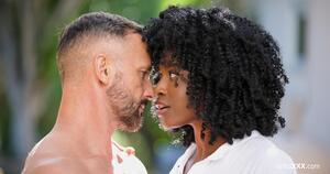 Original 5000 px/ 2637 px