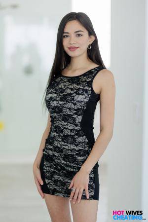 #HotWivesCheating Scarlett Alexis - Scarlett Alexis Gets Olivers Huge Cumload On Her Natural Tits