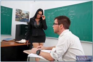 Original 850 px/ 571 px