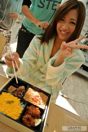 Original 859 px/ 1280 px