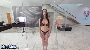 Original 1920 px/ 1081 px