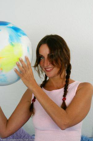 Original 680 px/ 1024 px