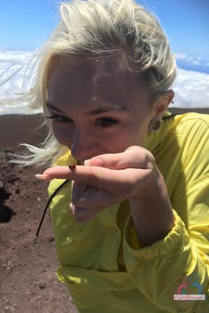 Original 2000 px/ 3000 px